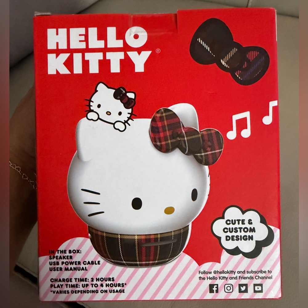NIB RARE - HELLO KITTY - Bluetooth Speaker. Plaid Version - Wireless - Portable - Picture 3 of 4